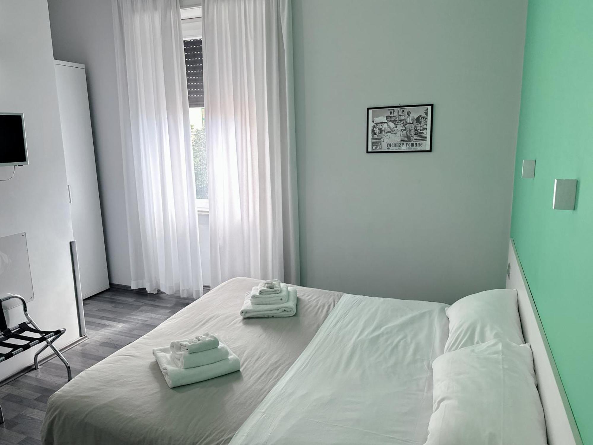 The Manzoni Hotel Rome Exterior photo
